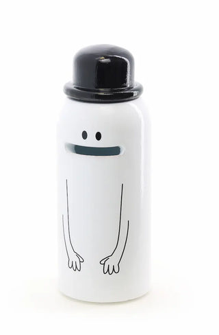 Adoptez Gloups, la tirelire monstre en bois laqué de Vilac ! Fabriquée dans le Jura, elle avale les pièces avec humour. Dispo chez CQFD Avignon.