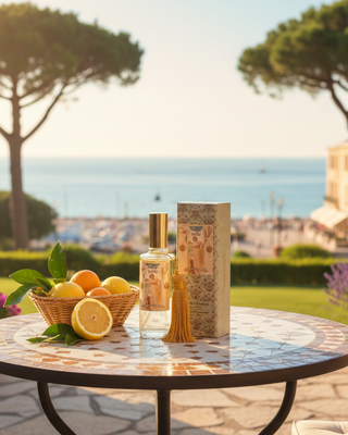 Parfumez votre intérieur avec French Riviera d'Oriza L. Legrand. Un parfum d'ambiance iodé et solaire pour l'air et les textiles. Élégance marine. 100ml.