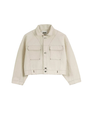 Découvrez la veste "Paca" Off-White de Claudia Carmona chez CQFD Avignon. Une veste boxy modulable en combinaison, en coton bio recyclé et naturel.