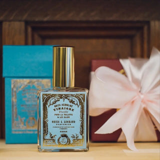 Le Vinaigre de toilette Oriza Aciduliné (50ml). Un élixir historique naturel pour la peau, les cheveux et la maison. À shopper chez CQFD Avignon !