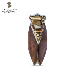 La Cigale Évocation de Louis Sicard est une cigale en faience design. Entièrement décorée à la main à Aubagne, chaque pièce est unique.