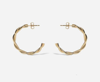 créoles en laiton doré à l'or fin diane, un bijou made in france par Chic Alors