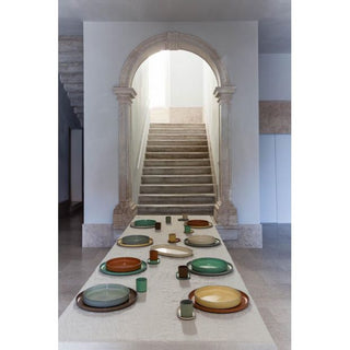 caractère revol assiette