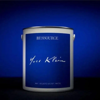 Peinture bleu Klein mat velouté