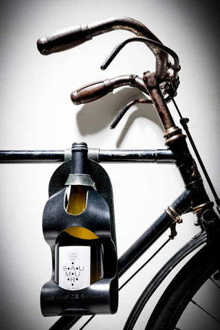 porte-bouteille en cuir black l'originale la bouclée