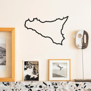 silhouette murale en acier Sicile The Line