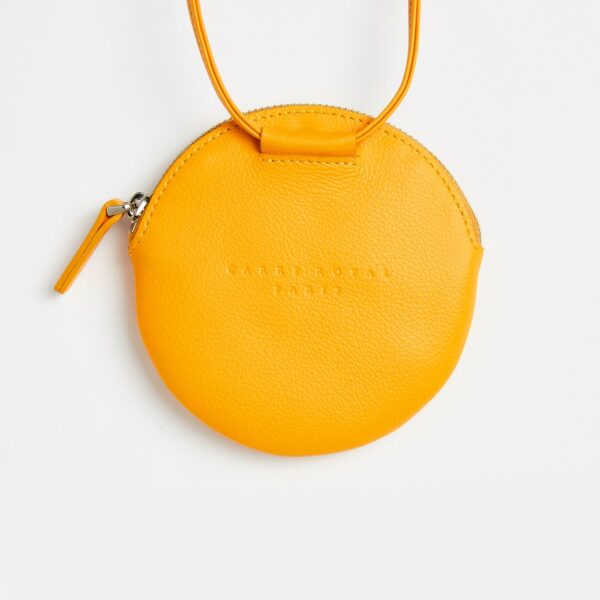 mini sac rond en cuir jaune