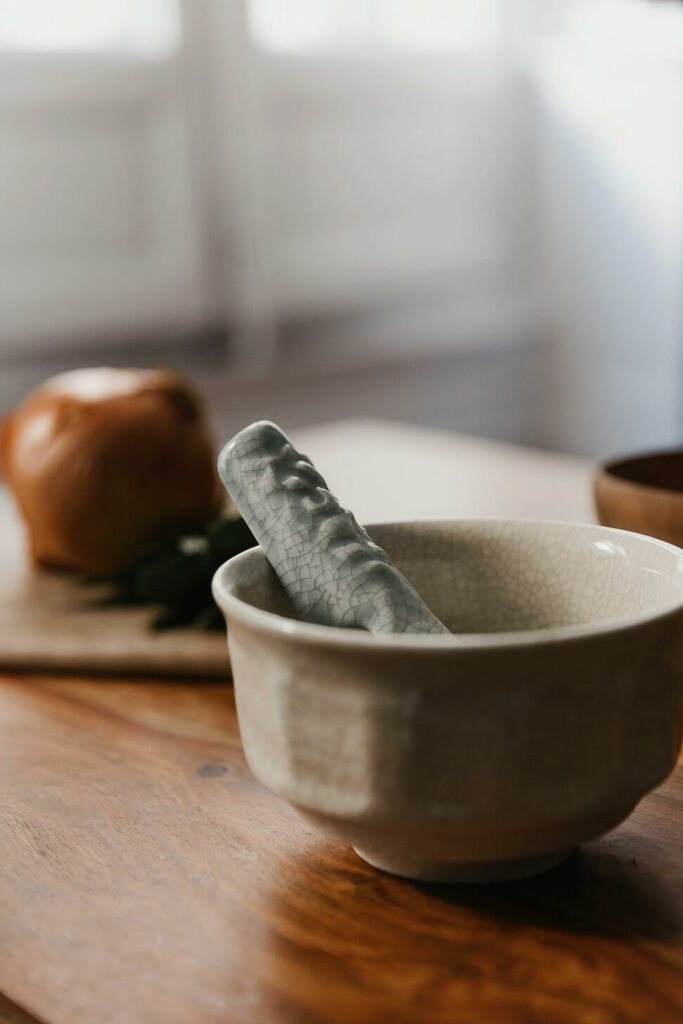 cuillère en ceramique a bouillon jars dashi