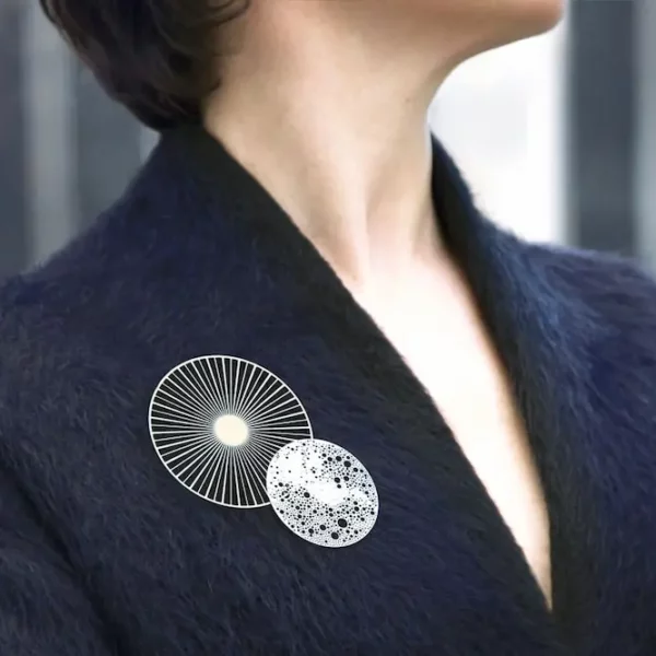 Grande broche aimantée Solar – Tout Simplement