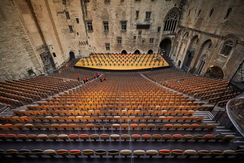 la cour d'honneur festival d'avignon